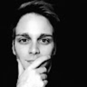 Meet your Posher, Christopher